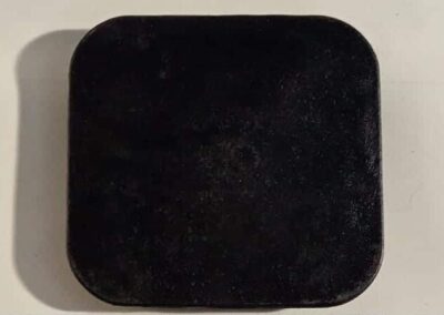 PER INDICA - INDIGO - (tutte le versioni) : COPERTURA ANTIPOLVERE [TRAVERSA POST INFERIORE] - COD-AZ0047 - 80E